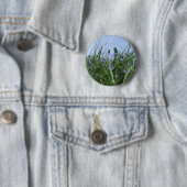 Rond 5 Cm Bouton Fleur Bleu / Badge (En situation)