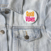 Rond 5 Cm Good Vibes. Badge (En situation)