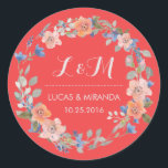 Rond Coral Rouge Floral Wreath Wedding Favor Sticker<br><div class="desc">Vintage et rustique mariage à couronne florale merci sticker. Décoré avec des dessins aquarelles de fleurs, feuilles et baies. Monogramme autocollant pour les sceaux de mariage ou d'enveloppe faire-part de mariage. Customiser le libellé pour toute occasion spéciale. Bonsoir de printemps, étiquette de douche nuptiale, fête d'anniversaire, dîner fiançailles, baby shower...</div>