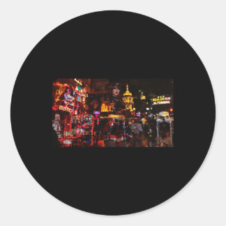 Rond Illusion Néon Entre Réalité Et Sticker Imaginaire
