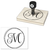 Rond krullend scriptmonogram 	rubberstempel (Gestempeld)