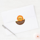Rond Sticker Douche Bébé Lion mignon (Enveloppe)