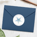 Rond Sticker Envelope Seal, Blue Starfish Beach Wedding<br><div class="desc">Stickers de mariage personnalisé Starfish Beach avec le nom de la mariée et du marié et la date du mariage présente une réplique de mon oeuvre originale aquarelle dans les tons bleus. Correspondance Papeterie océanique, Invitations de douche nuptiale, Enregistrer les cartes de date, Cartes de voeux pour être demandé, Cartes...</div>