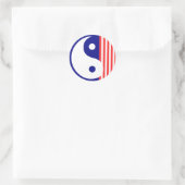 Rond Sticker jaune rouge blanc et bleu Yin Yang (Sac)
