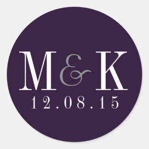 Rond Sticker Mariage à monogramme violet à prune élégan