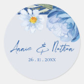 Rond Sticker Mariage Floral à fleurs bleues tendance (Devant)