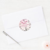 Rond Sticker Mariage Rose Whimsical Quirky Main Tirée (Enveloppe)