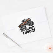 Rond Sunday Funday Gorilla Monster Truck Funny Sticker (Enveloppe)
