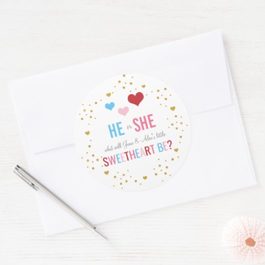 Rond Valentine's Gender Reveal Classic Round Sticker (Enveloppe)