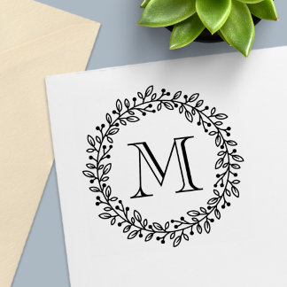 Ronde botanische bes krans monogram initiaal zelfinktende stempel