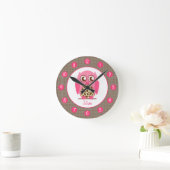 Ronde Girafe et horloge personnalisée par hibou rose (Maison)