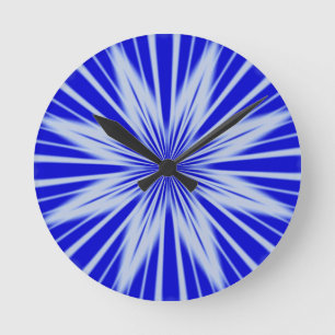 Ronde Horloge conçue en étoile pointue