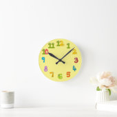 Ronde Horloge cool avec animaux sur jaune pour la chambr (Maison)