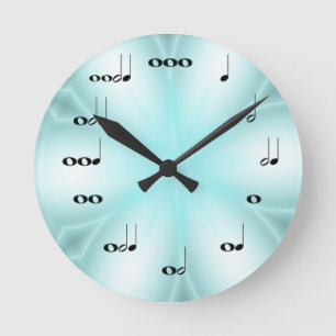 Ronde Horloge de notes musicales sur bleu-clair