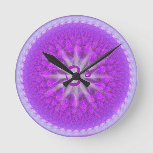 Ronde Horloge pourpre de fleur