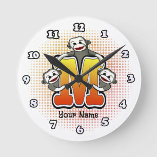 Ronde Horloge Singe Chaussette Monogramme M