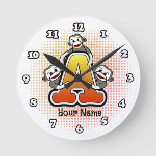 Ronde Horloge Singe de Chaussette Monogramme A