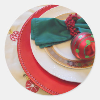 Ronde stickers met rode, groene versieringen van S