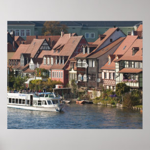 Rondvaartboot in Klein Venedig en rivier de Regnit Poster