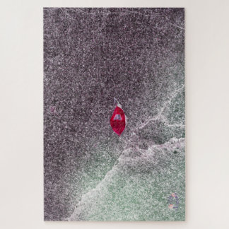 Rood blad met gespikkeld zand legpuzzel