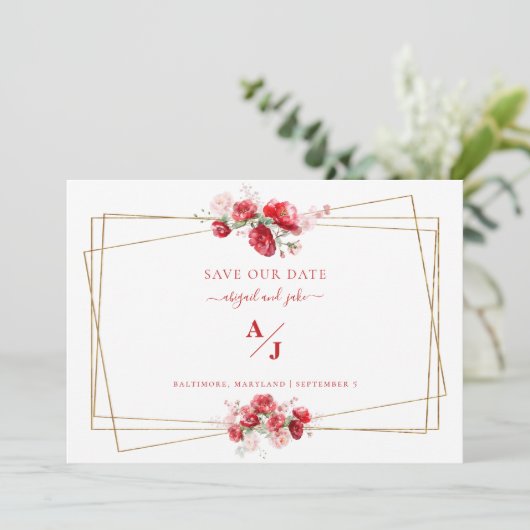 Rood & Blush Bloemen Bruiloft Bewaar onze Datum Save The Date (Staand voorkant)