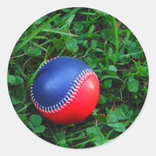 Rood- en blauw Baseball met witte onderdruk Ronde Sticker