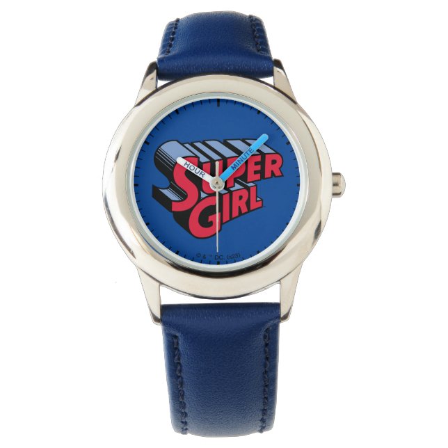 Rood en Blauw Supergirl Gestapelde Naam Logo Horloge (Voorkant)