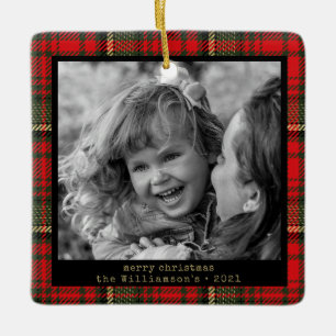 Rood- en goudspelfamilie met kerstmis keramisch ornament
