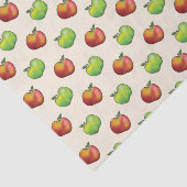 Rood en groen appel past in patroon tissuepapier (Detail)
