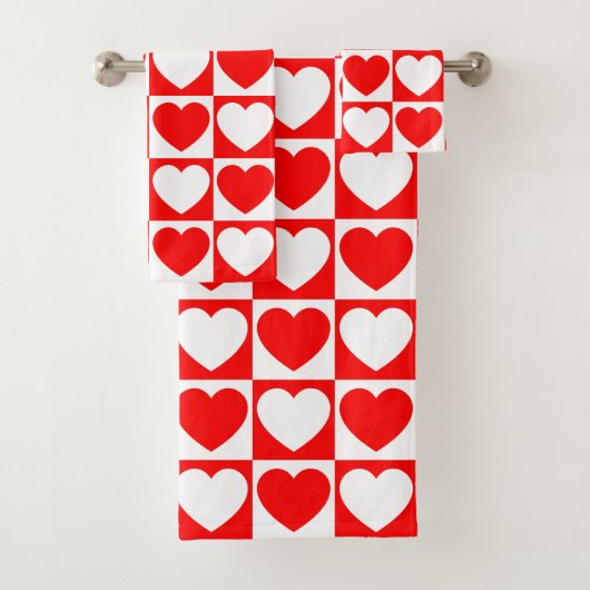 Rood en wit geborduurd patroon met hart bad handdoek (Insitu)