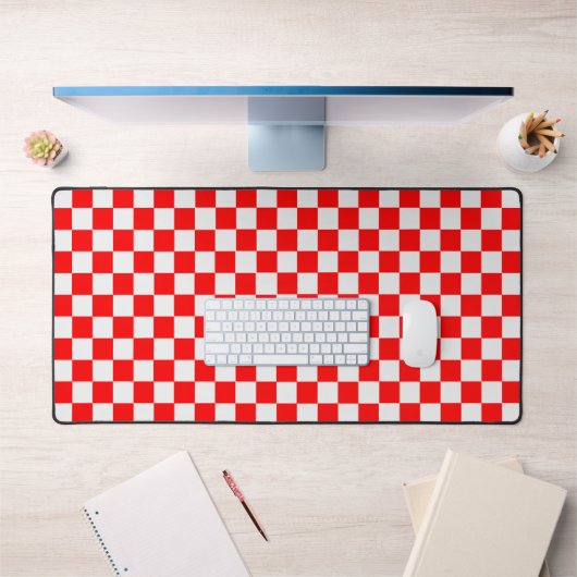 Rood en wit Klassieke Checkerboard door STaylor Bureaumat (Kantoor 1)