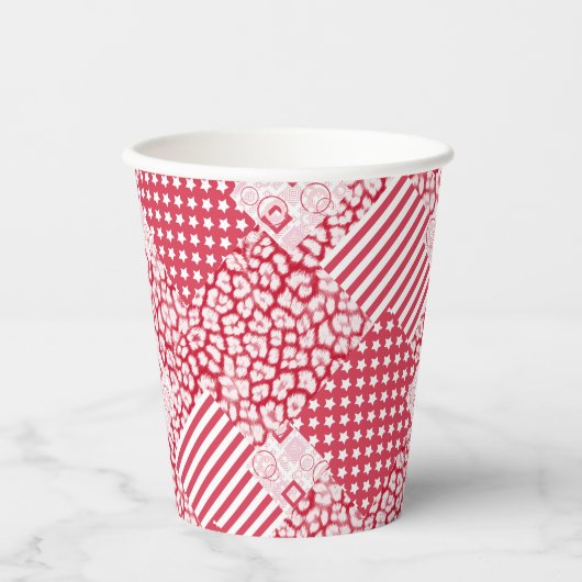 Rood en wit patchwork rustiek papieren bekers (Voorkant)