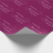 Rood en wit Script Class of 2025 Afstuderen Cadeaupapier (Hoek)