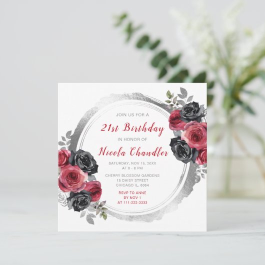 Rood en Zilver Elegante Bloemen Verjaardagsfeest Kaart (Staand voorkant)