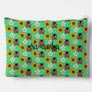Rood en zwart lieveheersbeestje met bloemen etui
