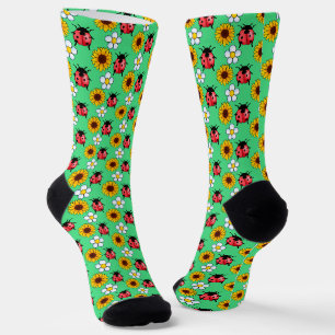 Rood en zwart lieveheersbeestje met bloemen sokken