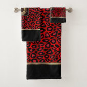 Rood en zwart luipatroon met een leeuwenkop bad handdoek (Insitu)