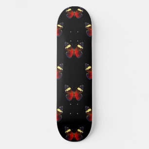 Rood en zwart vlinderpatroon skateboard