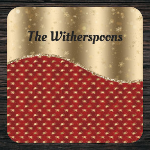 Rood kerstflesje met gouden lint en naam vierkante kartonnen onderzetter