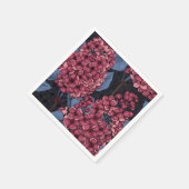 Rood lila op donkerblauw servet (Hoek)