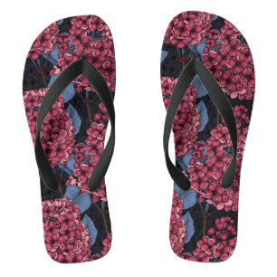 Rood lila op donkerblauw teenslippers