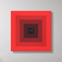Rood omgekeerd 5-niveau Initiaal met piramide op m