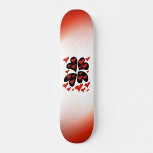 Rood op zwarte hartskateboard skateboard