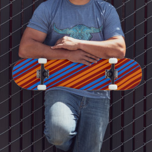 Rood Oranje Blauwe Verticale Strepen Ontwerp Skateboard