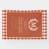 Rood-Oranje Gingham Monogram Crest Wedding Welkom Spandoek (Horizontaal)