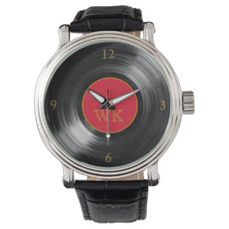 Rood vinyl record retro initialen horloge