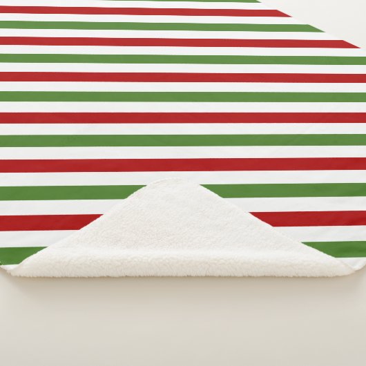 Rood, wit en groen gestreept patroonmandje sherpa deken (3/4)