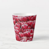 Rood wit Tulps Pattern Latte Mok (Voorkant)