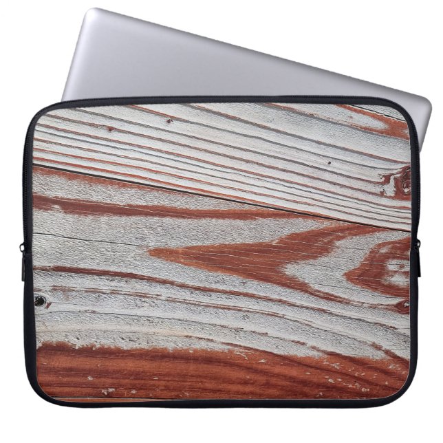 Roodbruin verf op hout laptop sleeve (Voorkant)