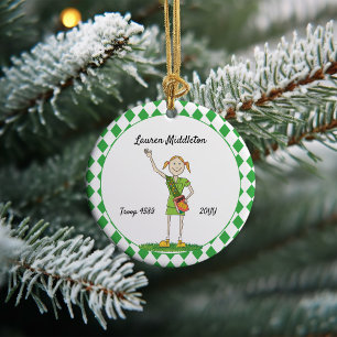 Roodkoppen Junior Girl met een groene diamantvorm Keramisch Ornament